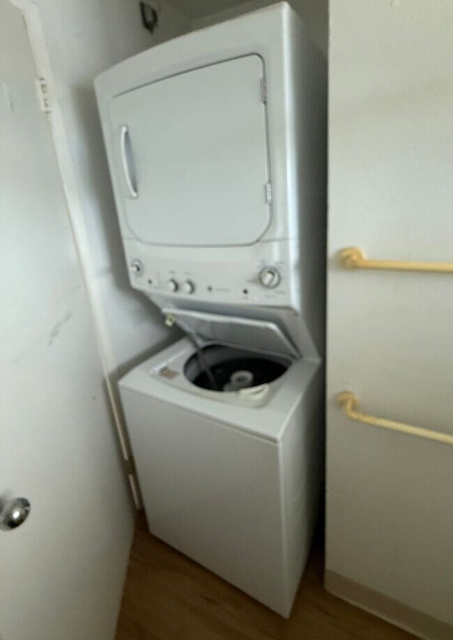 Foto del edificio - Lihue, Upper 2 bed 2 bath condo