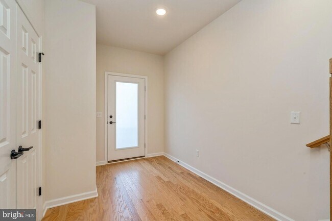 Foto del edificio - 103 Vaughn Dr Ext