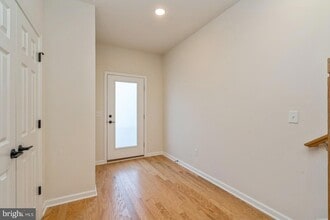 Building Photo - 103 Vaughn Dr Ext