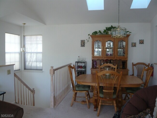 Foto del edificio - 62 High Pond Ln