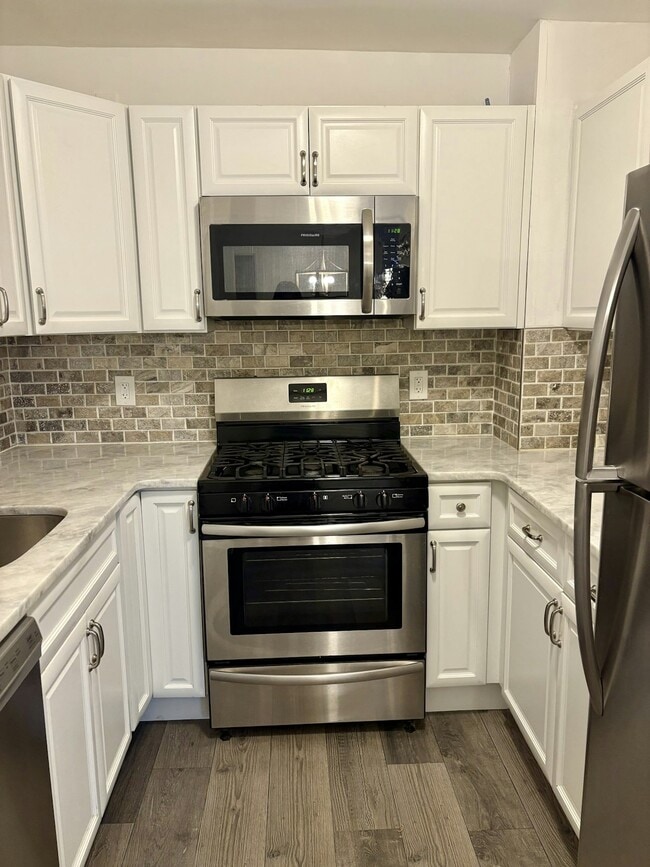 Photo - 2743 Cranston Rd Apartment