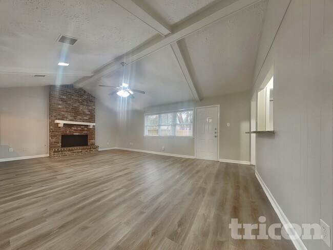 Building Photo - 23107 Earlmist Dr