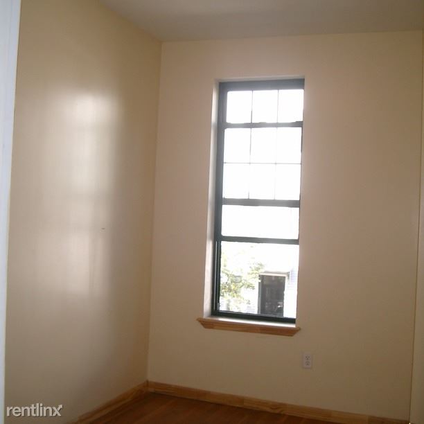 Building Photo - 266 Himrod St