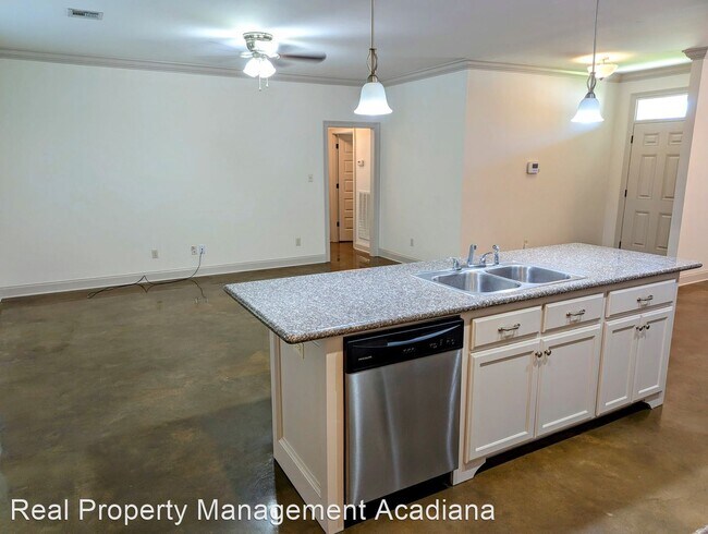 Building Photo - 3 br, 2 bath House - 102 Cane Dr.