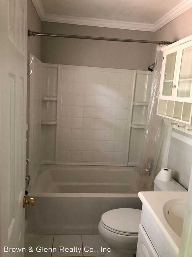 Building Photo - 1 br, 1 bath House - 1600 Kenilworth Avenu...