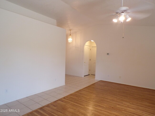 Building Photo - 1331 Deborah Dr