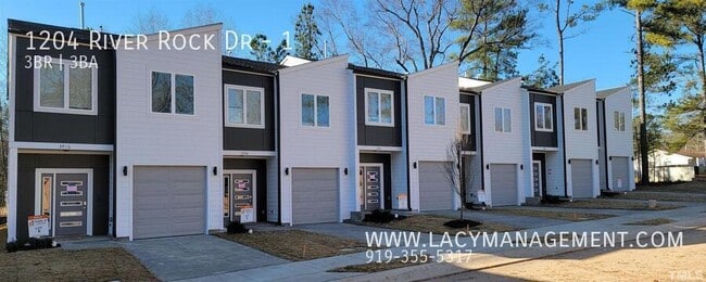 Building Photo - 1204 River Rock Dr