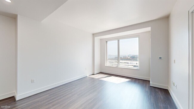Foto del edificio - 1 br, 1 bath Condo - 100 Pier 4