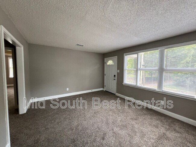 Foto del edificio - 1564 Leland St