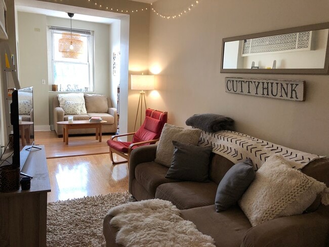 Building Photo - 246 S Huntington Ave