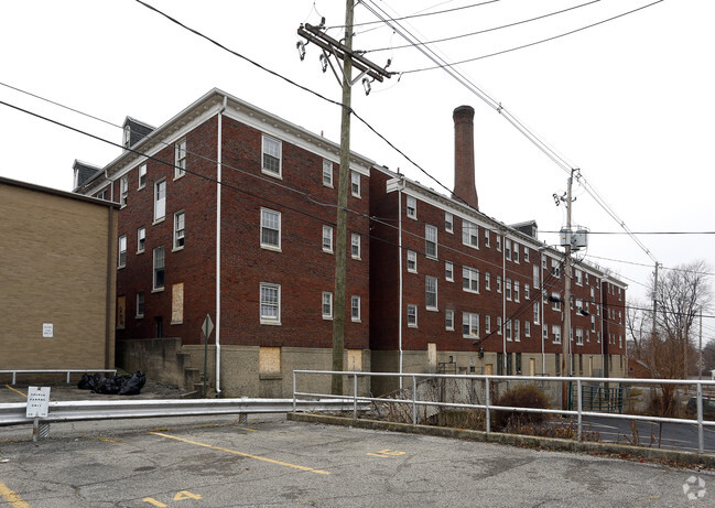 Building Photo - Delaware Court Apartments