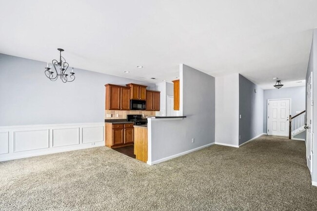 Building Photo - 2872 Cross Creek Ct