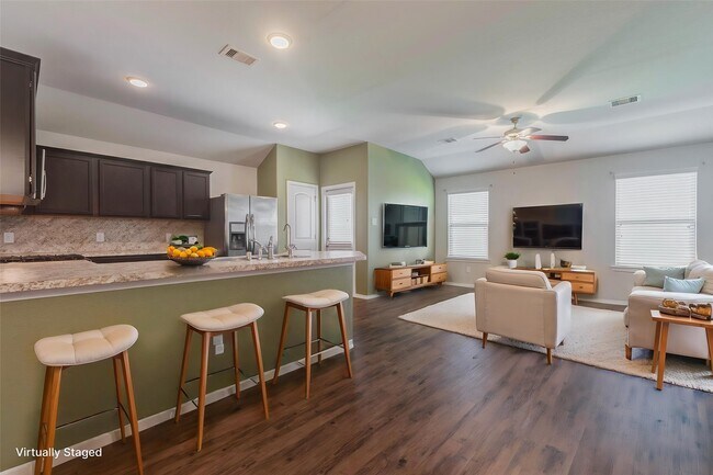 Foto del edificio - 5422 Dovetail Arbor Trace