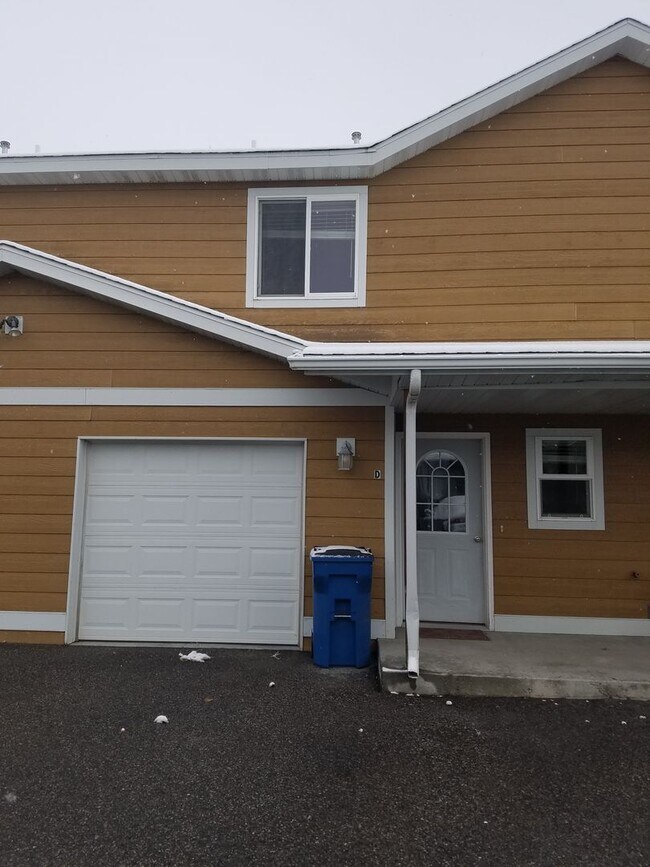 Building Photo - 3 Bed 2.5 Bath in Belgrade