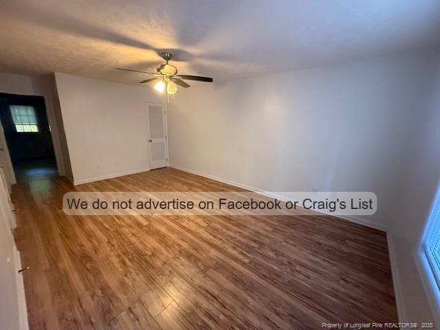 Foto del edificio - 570 Crooked Creek Ct