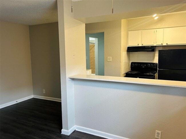 Building Photo - 4314 Gillis St