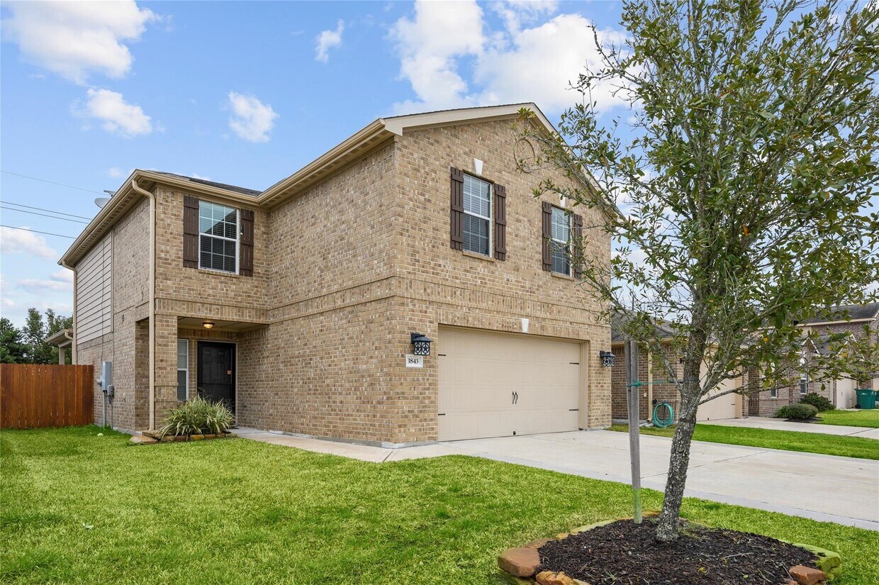 Foto principal - 1843 Garnet Breeze Dr