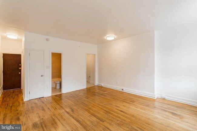 Building Photo - 1413 Lombard St