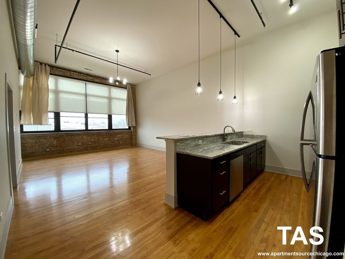 Foto principal - 1432 W 21st St