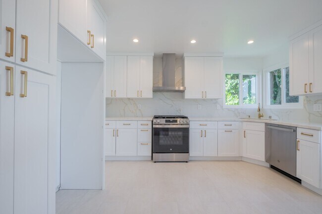 Foto del edificio - 14418 Martha St