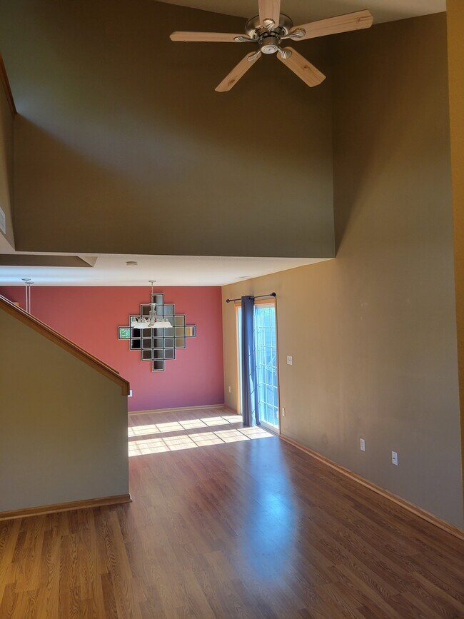 Living Room - 601 Orchard Hills Dr