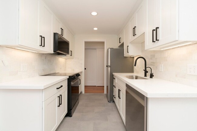 Photo - Park Place Apartments