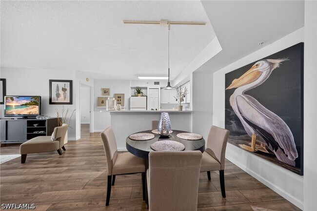 Foto del edificio - 1180 Wildwood Lakes Blvd