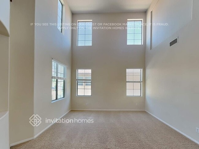 Building Photo - 9294 Branford Hills St