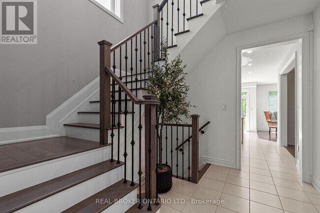 Photo du bâtiment - 3047 Stone Ridge Blvd