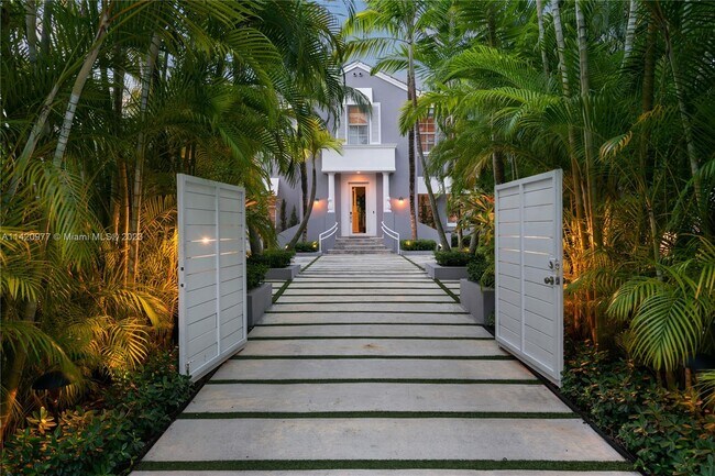 Building Photo - 919 Belle Meade Island Dr