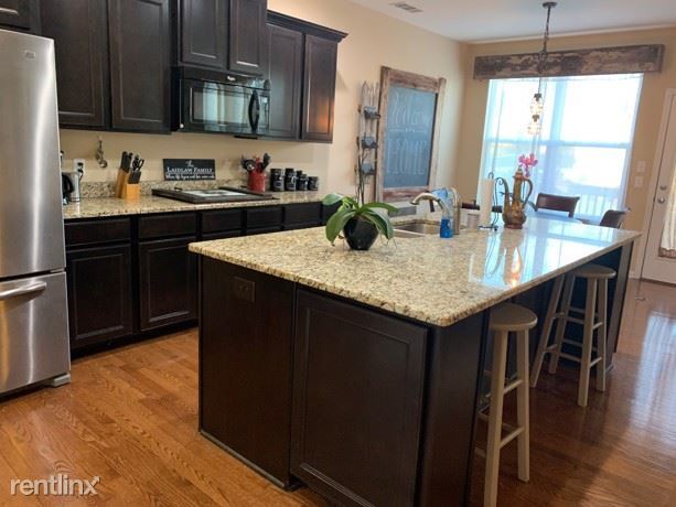 Building Photo - 3 br, 2 bath House - 509 Cherry Blossom Way