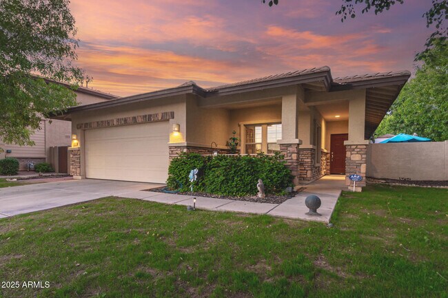 Foto del edificio - 4290 E Cotton Ct