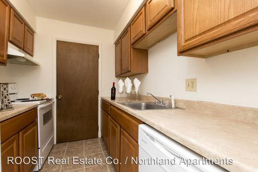 Building Photo - 1335 Vester Ave