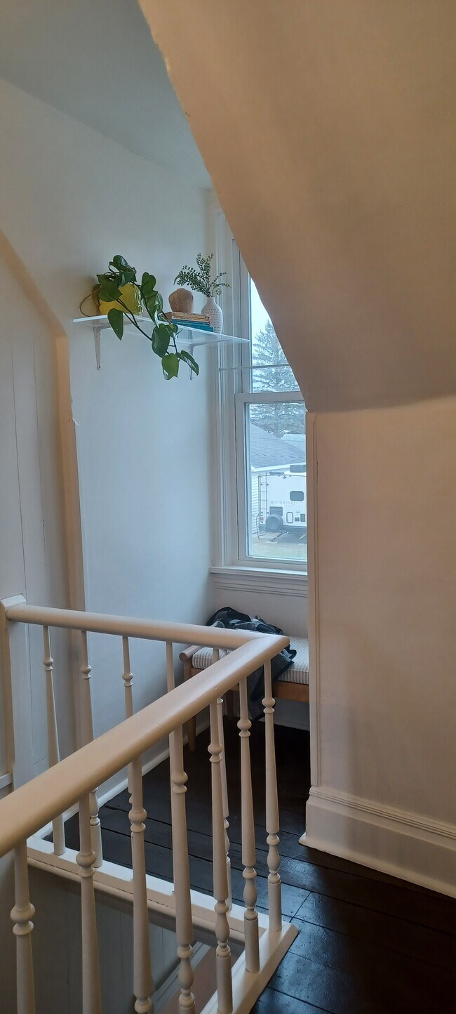 10. Dormitorio dos - 42 Maple St N