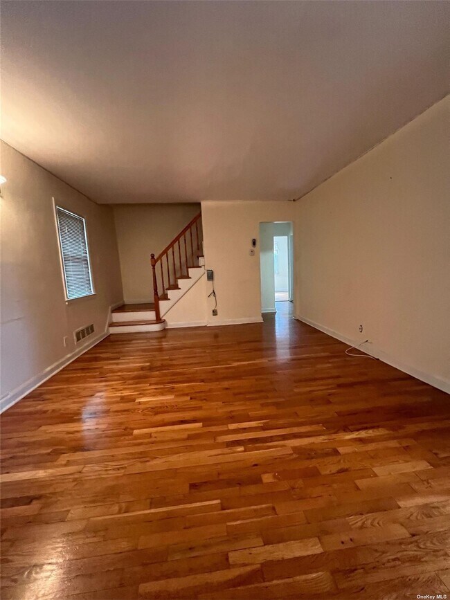 Building Photo - 40-37 Utopia Pkwy