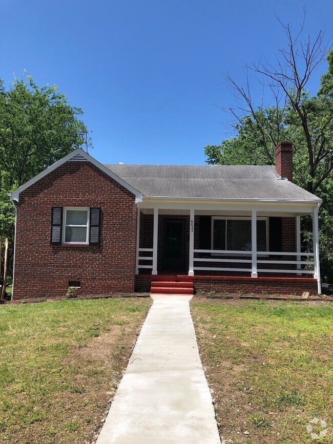 Building Photo - 6022 Club Rd