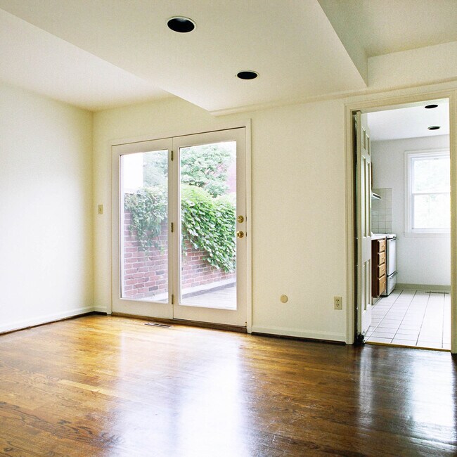 Foto del edificio - 6405 Howe St