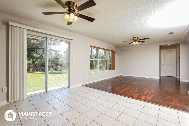 Building Photo - 1789 Villa Dr