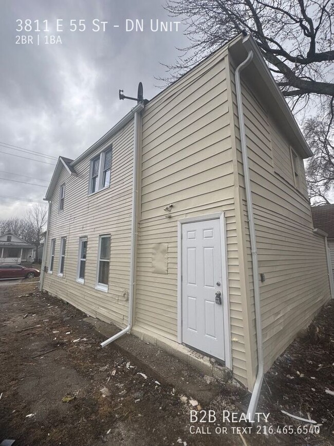 Building Photo - 3811 E 55th St