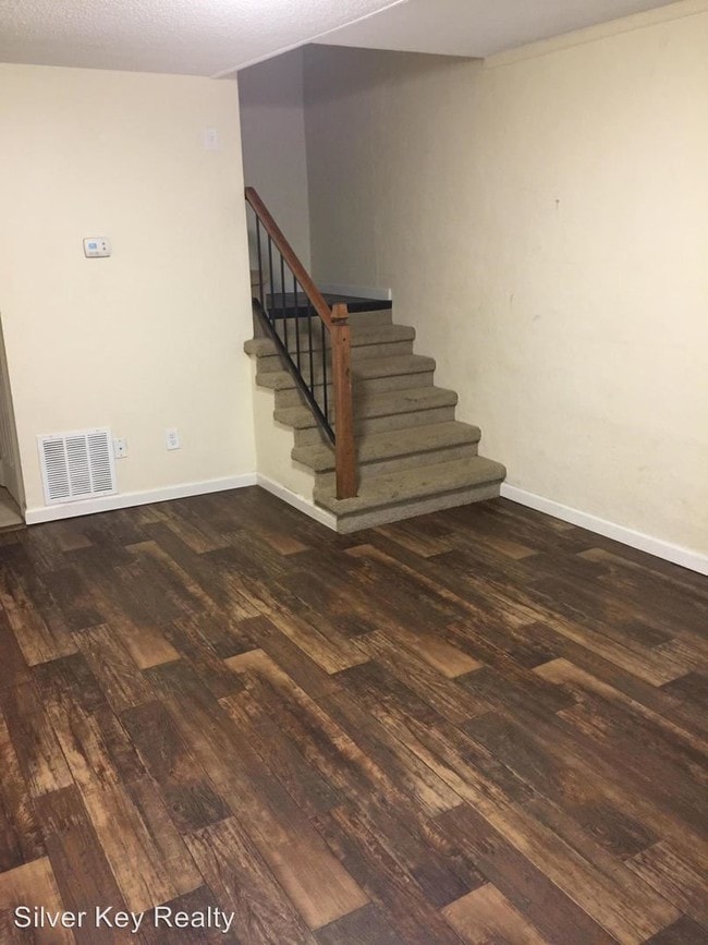 Foto del edificio - 1426 Niles Ferry Rd