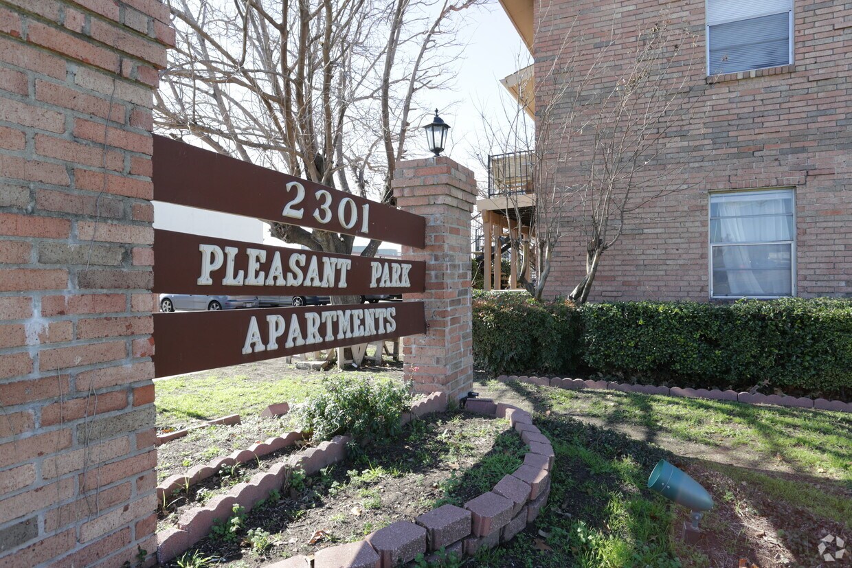 Foto principal - Pleasant Park Apartments