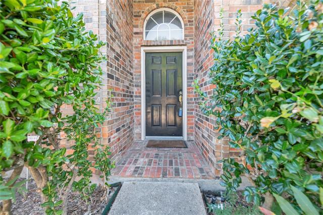 Foto del edificio - 631 Forest Hill Dr