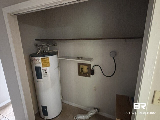 Foto del edificio - 6387 Schoel Ln