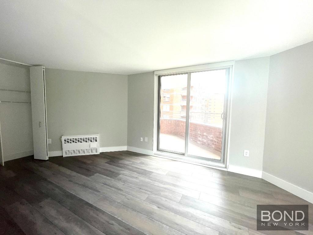 Foto principal - 520 Second Avenue