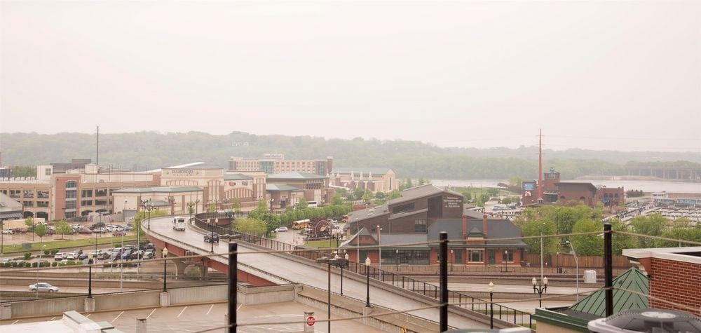 Building Photo - 356 Main St. - 21