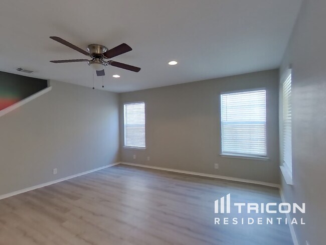 Foto del edificio - 7827 Hedrick Farm