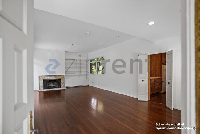 Foto del edificio - 1033 Upper Happy Valley Rd