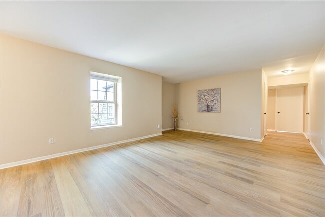 Foto del edificio - 351 N Post Oak Ln