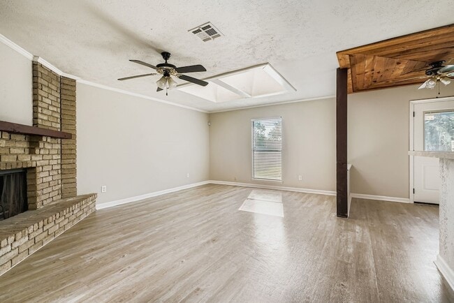 Building Photo - 226 Tara Plantation Dr