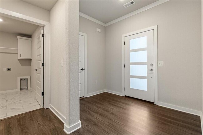 Foto del edificio - 224 S Benchmark Ln